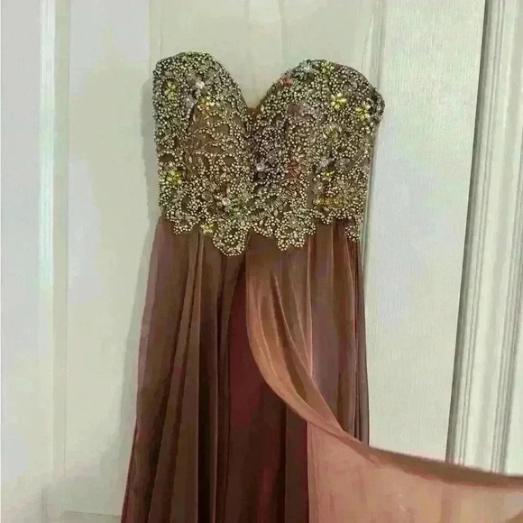 Maroon pink bridal prom dress gown  in size 12 - Picture 1 of 9